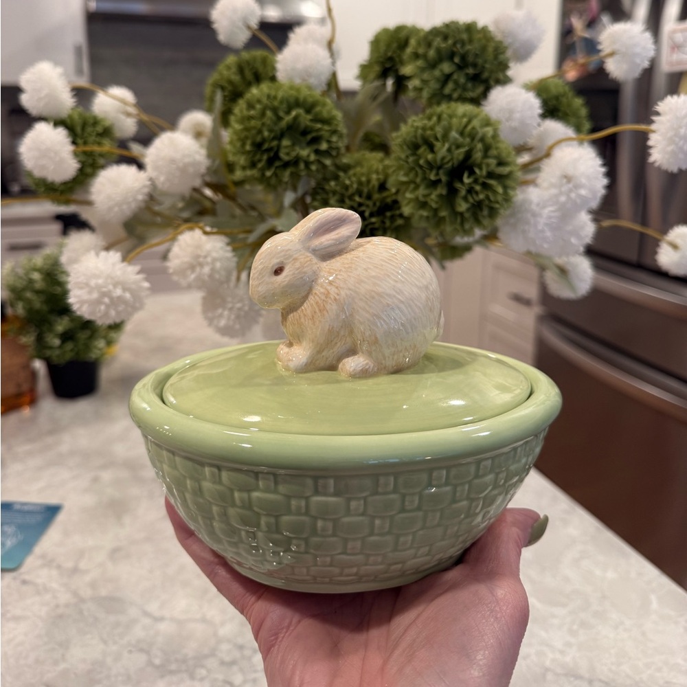Easter rabbit candy dish with lid - Picture 1 of 6